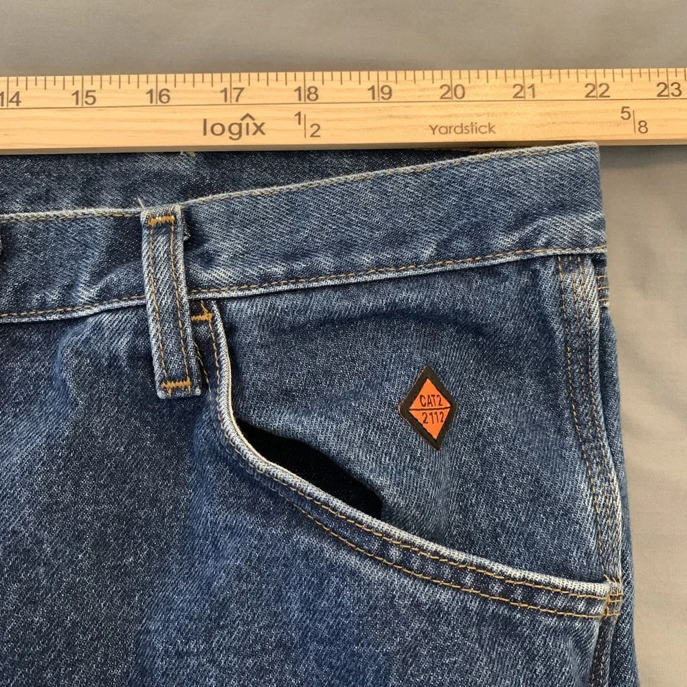 Wrangler FR Riggs Jeans Mens 44x32 Blue Flame Resistant Workwear CAT2 2112 Denim